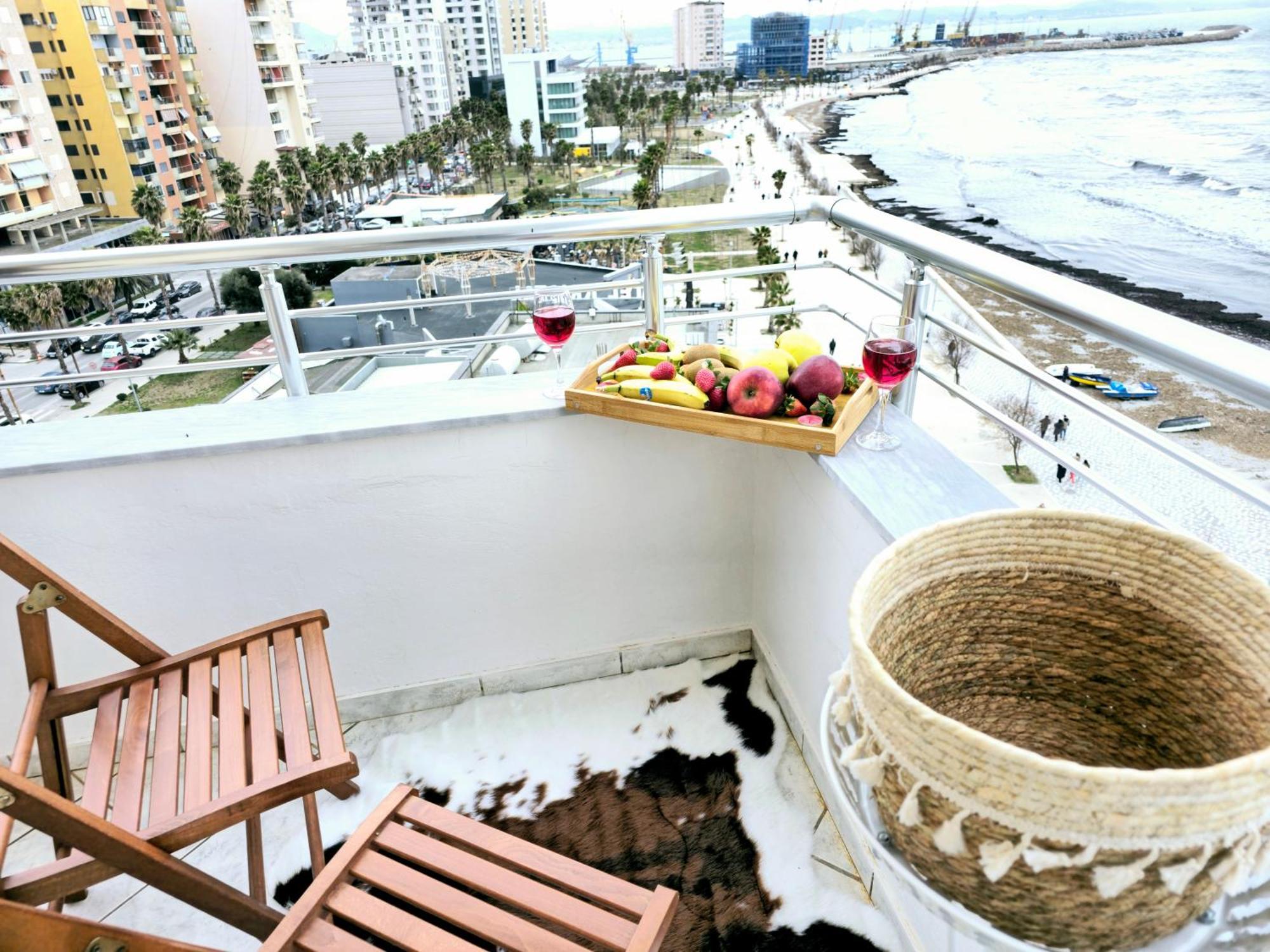 Premium , Marina , Center , Beachfront Дуррес Экстерьер фото